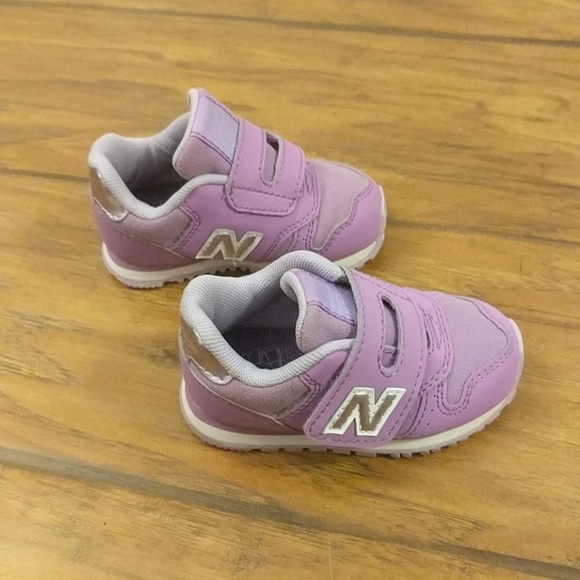 new balance 373 velcro new balance 373 velcro